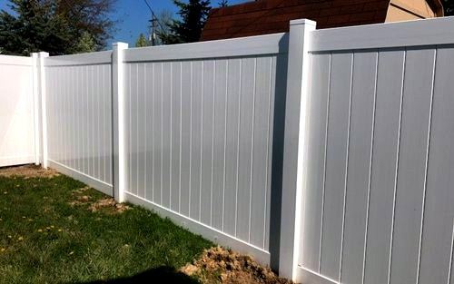 White PVC privacy fence